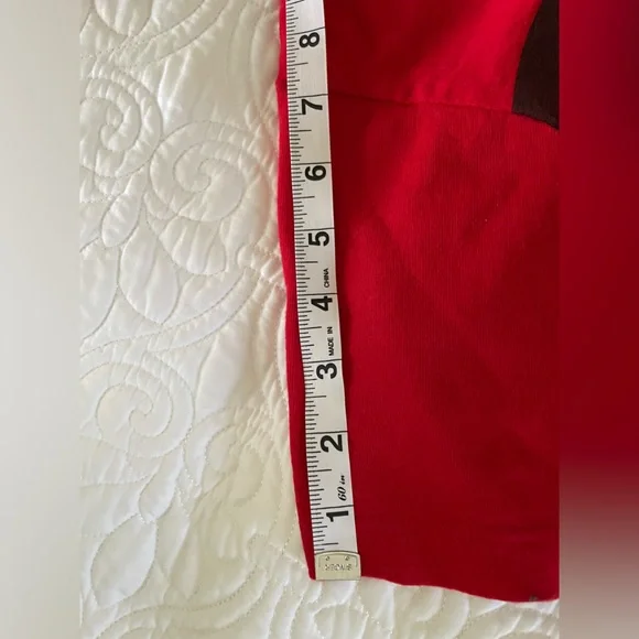 Walt Disney World Women's Red Mickey Mouse Face Tee Sz Large - Picture 9 of 9